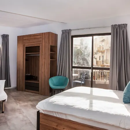 Hotel Bora Bora Ibiza Malta - Music - Adults Only 18 St. Paul's Bay