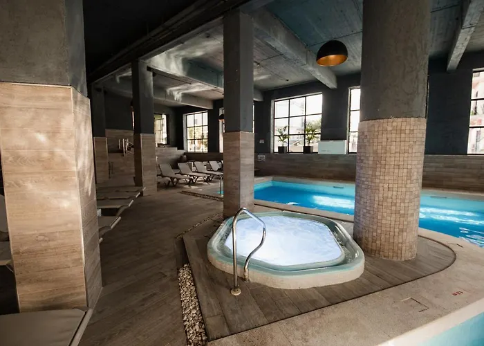 Hotel Bora Bora Ibiza Malta - Music - Adults Only 18 St. Paul's Bay