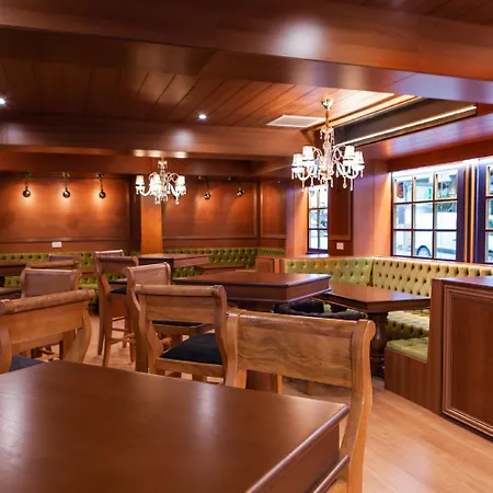 Bora Bora Ibiza Malta - Music - Adults Only 18 מלון 4*