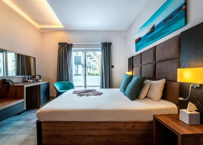 Bora Bora Ibiza Malta - Music - Adults Only 18 Hotel 4*