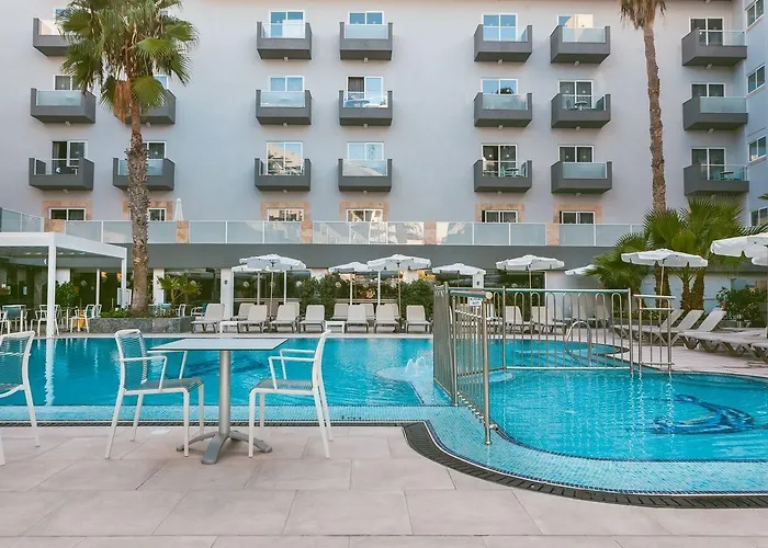 Hotel Bora Bora Ibiza Malta - Music - Adults Only 18