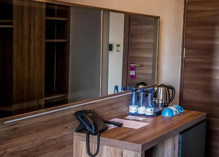 Hotel Bora Bora Ibiza Malta - Music - Adults Only 18