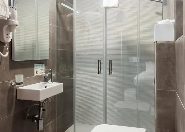 Bora Bora Ibiza Malta - Music - Adults Only 18 4*