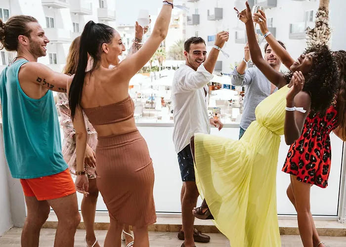 Hotel Bora Bora Ibiza Malta - Music - Adults Only 18