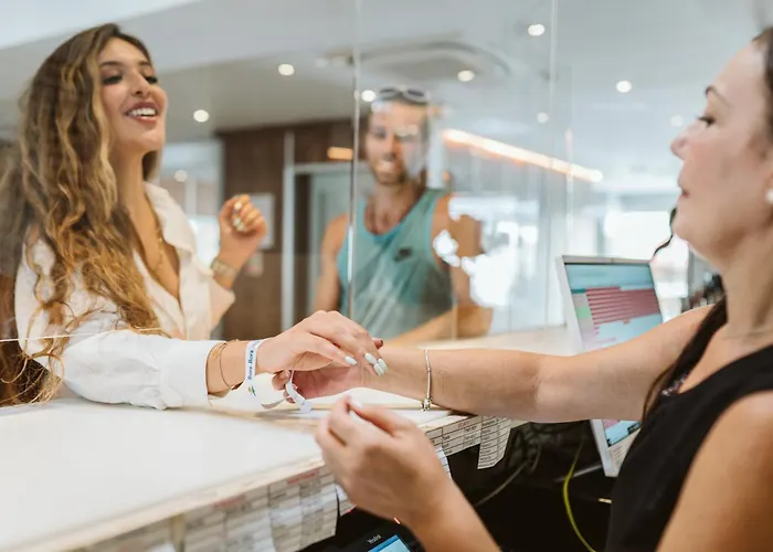 Bora Bora Ibiza Malta - Music - Adults Only 18 4*