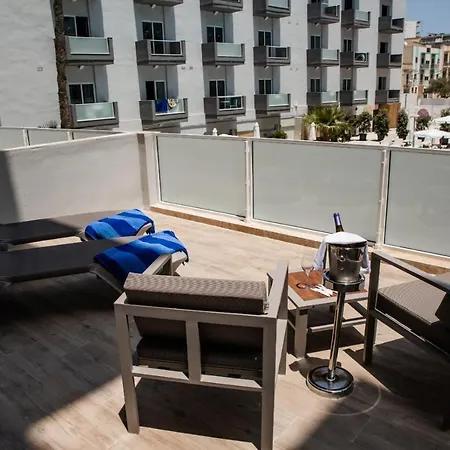 Szálloda Bora Bora Ibiza Malta - Music - Adults Only 18 4*