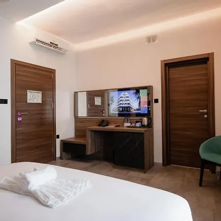 Bora Bora Ibiza Malta - Music - Adults Only 18 San Pawl il-Baħar