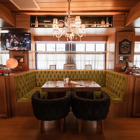 Szálloda Bora Bora Ibiza Malta - Music - Adults Only 18 San Pawl il-Baħar