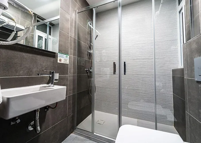 Bora Bora Ibiza Malta - Music - Adults Only 18 圣保罗湾城